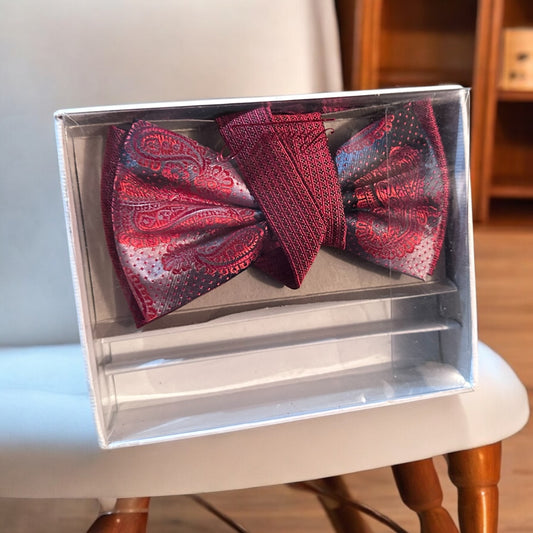 Bow tie & handkerchief