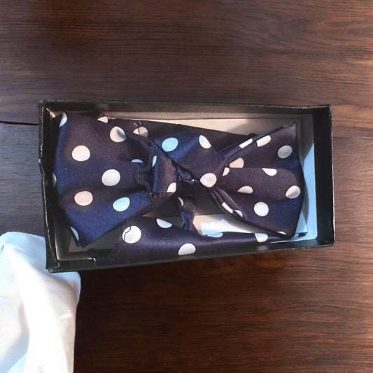 Bow tie & handkerchief